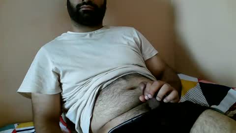 Snapshot of yxxtxxdentyk chatting on July 2, 2026, 5:24 am Bi BearXXX online show from July 2, 2026, 5:24 am
