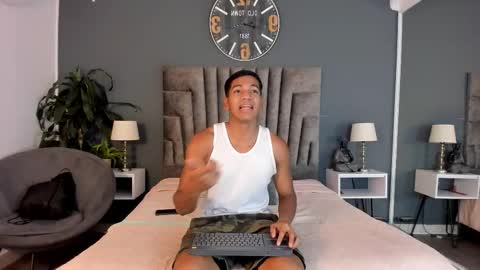 Snapshot of zac_haynes chatting on November 4, 2025, 3:27 am zac online show from November 4, 2025, 3:27 am