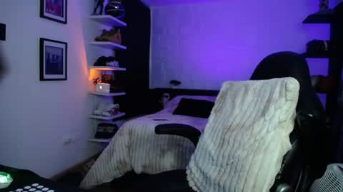 Snapshot of zac_muller1 chatting on July 4, 2026, 4:40 am zac_muller1 online show from July 4, 2026, 4:40 am
