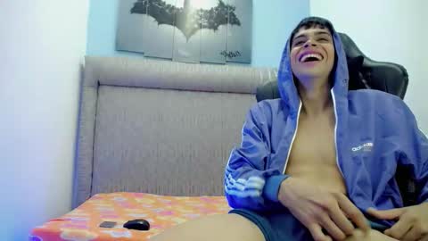 ZACARIAS online show from March 8, 2026, 3:21 am