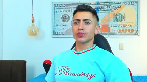 zachpri20 online show from January 27, 2025, 9:23 am