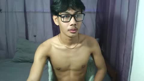 zack212003 online show from November 6, 2025, 9:37 pm