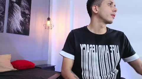 zack_isback online show from May 25, 2026, 7:53 pm