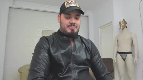 Snapshot of zackconnorsx chatting on December 5, 2024, 9:50 am Zack online show from December 5, 2024, 9:50 am