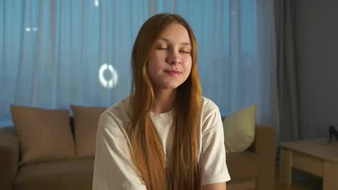 Snapshot of zadabercher chatting on October 12, 2025, 1:10 pm Marina online show from October 12, 2025, 1:10 pm