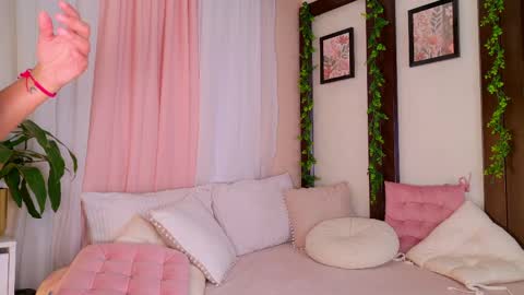   online show from April 26, 2026, 1:03 am