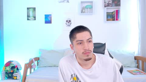 Snapshot of zahir_raw chatting on April 3, 2026, 3:21 pm Zahir Raw online show from April 3, 2026, 3:21 pm