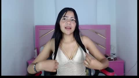 Zaira Angel online show from February 6, 2025, 4:21 am
