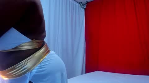 Snapshot of zaira_storm chatting on October 31, 2025, 9:49 pm Zaira online show from October 31, 2025, 9:49 pm