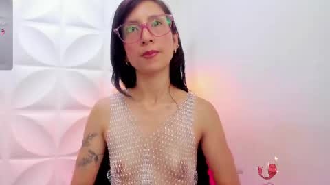 Snapshot of zaira_sweet4 chatting on April 26, 2026, 3:53 pm zaira_sweet4 online show from April 26, 2026, 3:53 pm