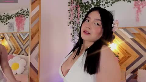 Zaira  online show from February 13, 2026, 8:38 pm