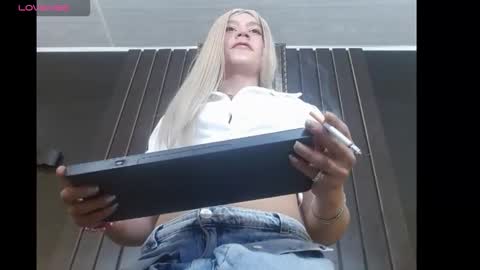 Snapshot of zalir_666 chatting on February 22, 2026, 1:51 am Megan online show from February 22, 2026, 1:51 am