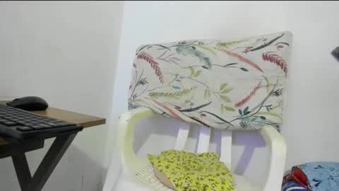 Zamara   online show from October 10, 2025, 1:04 am