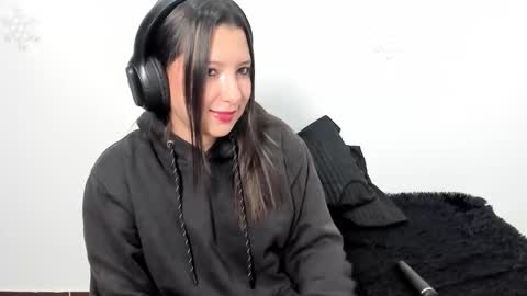 zammii69 online show from January 12, 2026, 9:20 pm