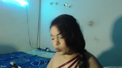 Snapshot of zamy_kiss chatting on December 18, 2024, 11:19 pm Zamy online show from December 18, 2024, 11:19 pm