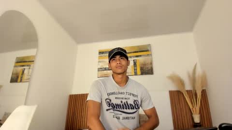 Zander online show from April 17, 2026, 1:47 pm