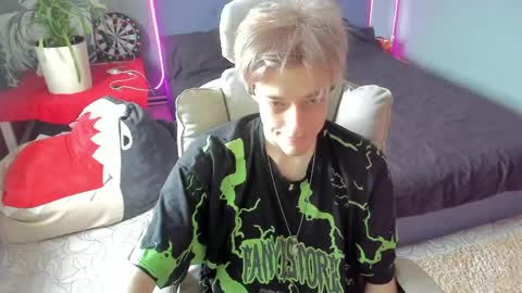 Kel online show from May 12, 2026, 12:02 pm
