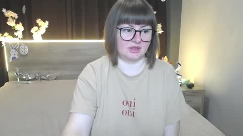 zannadreil online show from April 7, 2026, 6:41 pm