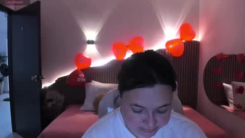 Andrea online show from February 14, 2026, 1:41 pm