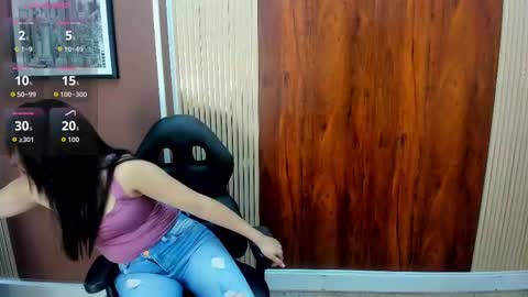 Snapshot of zara_andersson chatting on October 12, 2025, 1:54 pm Zara online show from October 12, 2025, 1:54 pm