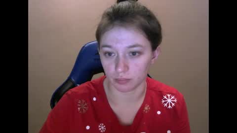 Snapshot of zara_golden chatting on January 21, 2025, 11:35 am chaturcum online show from January 21, 2025, 11:35 am