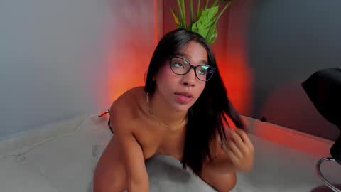 Snapshot of zara_leee chatting on February 24, 2026, 2:48 pm Zara online show from February 24, 2026, 2:48 pm