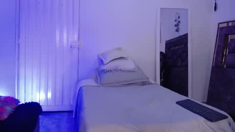 Zara online show from November 15, 2025, 1:58 am