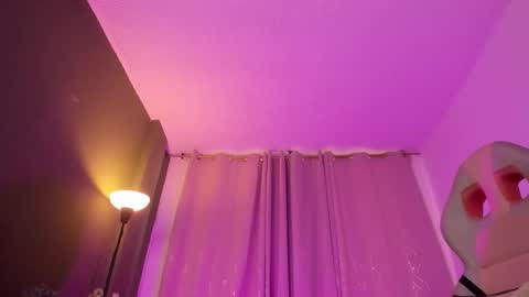 Zara . online show from February 4, 2026, 12:11 pm