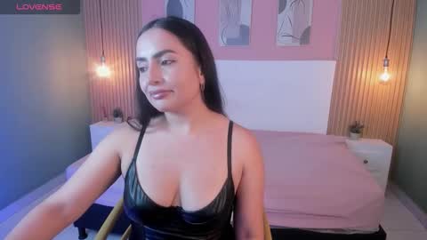 Snapshot of zarafoxx7 chatting on October 28, 2025, 8:00 pm Zara online show from October 28, 2025, 8:00 pm