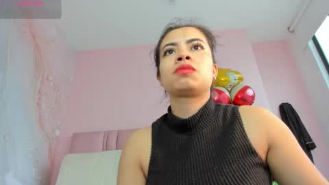 Zarah  online show from September 28, 2025, 5:29 pm