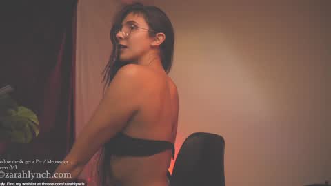 Miss Lynch   Next show  2911 online show from January 16, 2025, 11:16 pm