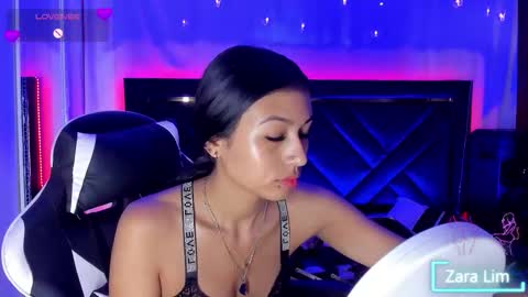 Snapshot of zaralim chatting on December 5, 2025, 7:32 pm Zara Lim online show from December 5, 2025, 7:32 pm