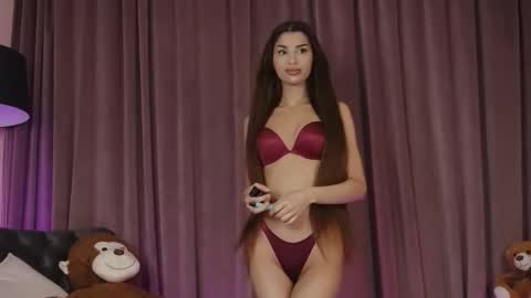 zariaavera online show from March 20, 2026, 8:57 pm