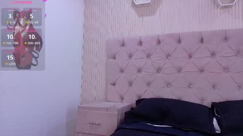 Zarina Waynne online show from August 3, 2026, 1:49 pm