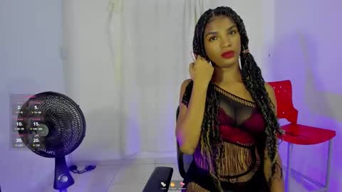 Snapshot of zaya_smith chatting on October 29, 2025, 5:10 am Zaya online show from October 29, 2025, 5:10 am