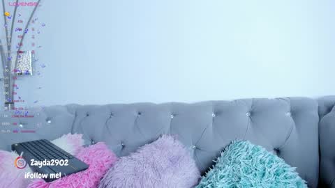  Zayda  online show from January 16, 2025, 7:10 pm