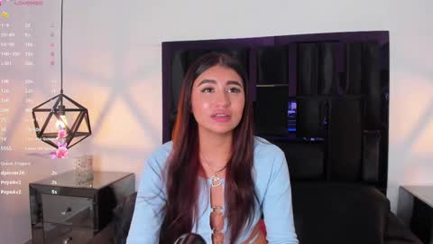  Zayda  online show from February 16, 2025, 6:10 pm