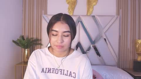  Zayda  online show from October 10, 2025, 3:11 pm