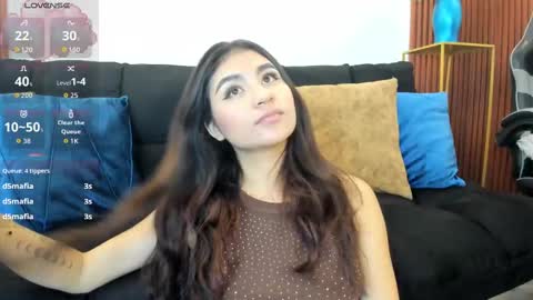  Zayda  online show from October 19, 2025, 2:07 pm