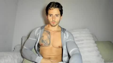 Snapshot of zaylanez chatting on May 4, 2026, 3:35 am Zay lanez online show from May 4, 2026, 3:35 am