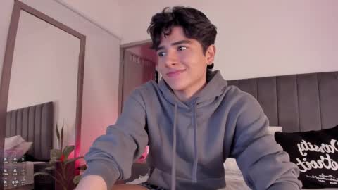 Hii im Zay.                 I save money for education. PVT Open. online show from December 21, 2025, 7:26 am