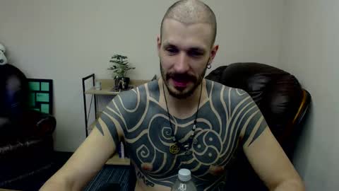 zebroroa online show from November 3, 2025, 12:28 pm