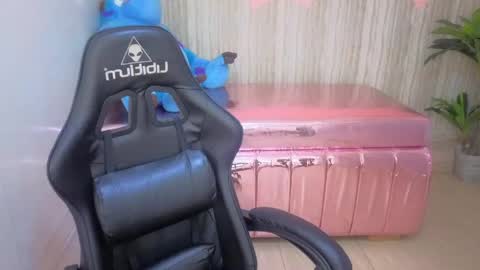 Zedin online show from April 27, 2026, 12:58 pm