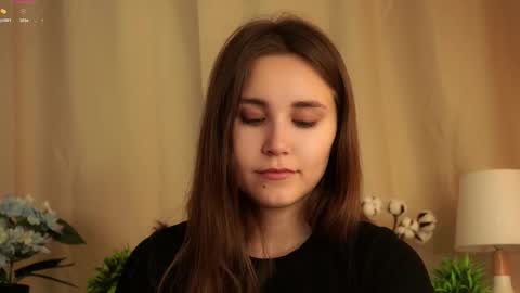 Emilia online show from October 4, 2025, 1:03 am