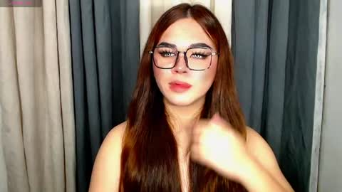 Snapshot of zendaya_amore chatting on July 14, 2026, 3:07 pm Zendaya online show from July 14, 2026, 3:07 pm