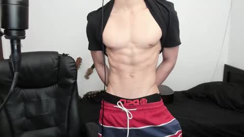 zenzhu online show from December 16, 2025, 4:23 pm