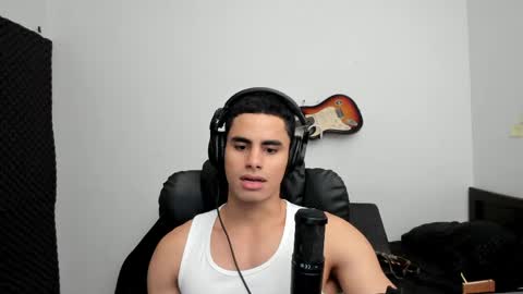 zenzhu online show from April 12, 2026, 5:12 am