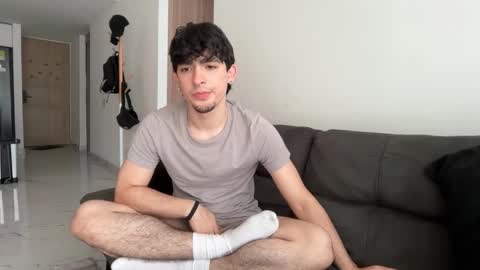 Zenn online show from November 3, 2025, 1:45 pm