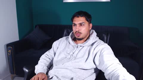 Snapshot of zenobaro chatting on January 19, 2025, 4:04 pm zenobaro online show from January 19, 2025, 4:04 pm