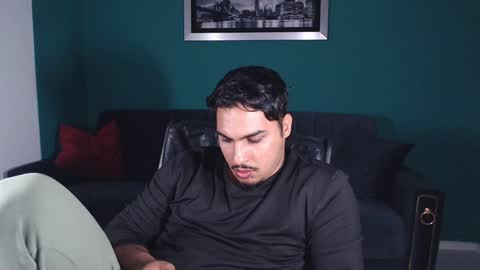Snapshot of zenobaro chatting on February 4, 2025, 10:54 am zenobaro online show from February 4, 2025, 10:54 am